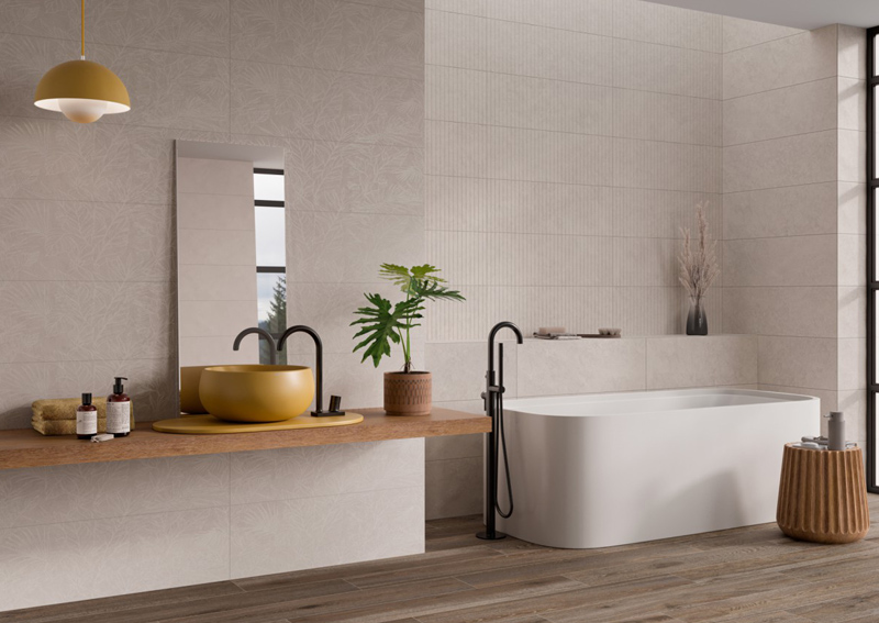 relajación y estilo dentro del hogar. Y a la hora de renovarlo, el revestimiento cerámico para el baño es una de las decisiones clave que marcará tanto la estética como la durabilidad del espacio.

En Esil de Alba ofrecemos una amplia gama de revestimientos cerámicos y azulejos para alicatar el baño, seleccionados cuidadosamente por su calidad, diseño y prestaciones técnicas.